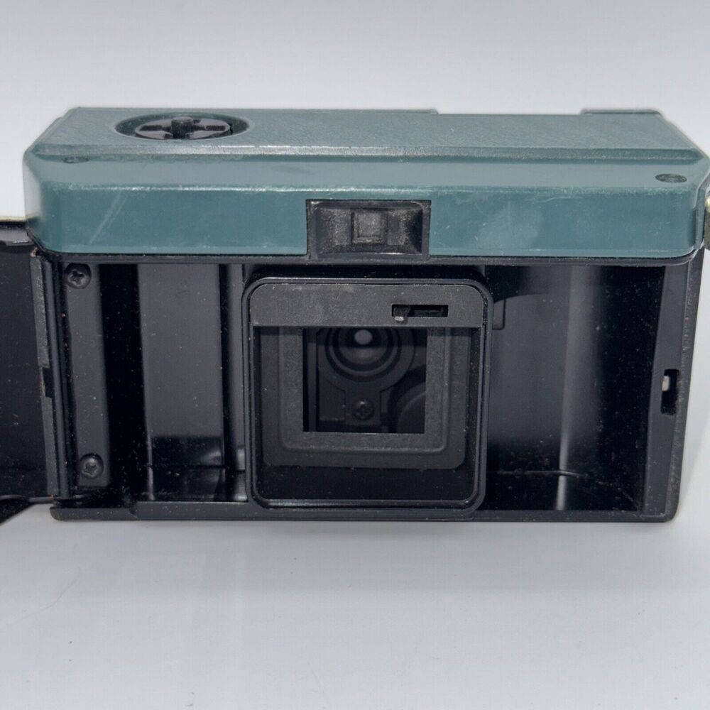 VTG Kodak Hawkeye Instamatic R4 126 Camera untested Untested/ Parts. Read Flashs - Picture 5 of 14